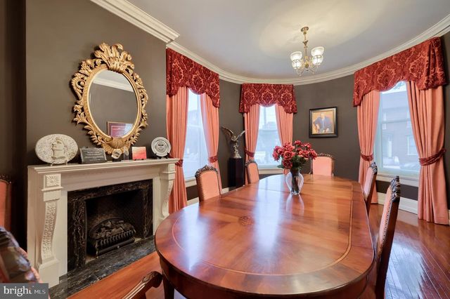 4 S 4TH ST, Lebanon, PA 17042