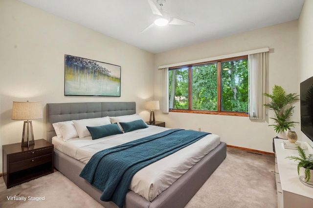 17703 Landmark Court, Lakeville, MN 55044