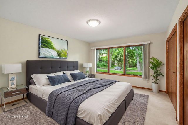 17703 Landmark Court, Lakeville, MN 55044