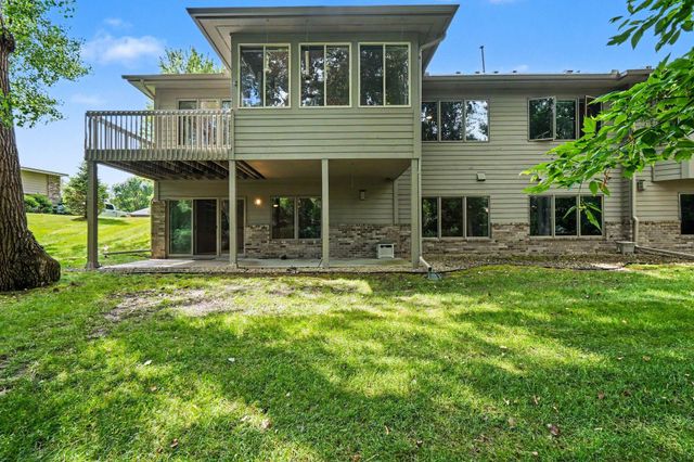 17703 Landmark Court, Lakeville, MN 55044