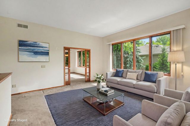 17703 Landmark Court, Lakeville, MN 55044