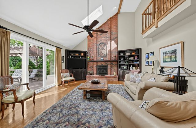 149 Timber Edge Lane, Palos Park, IL 60464