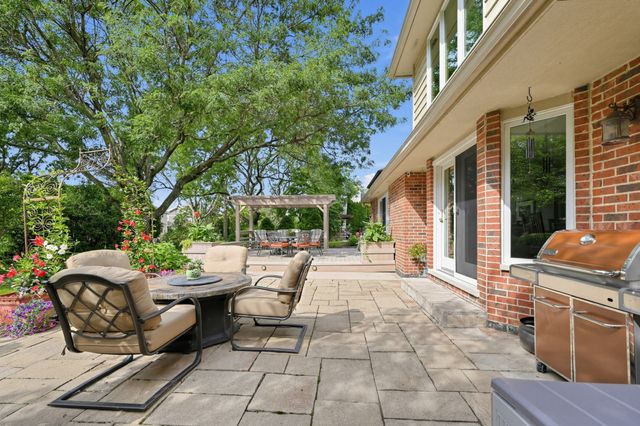 149 Timber Edge Lane, Palos Park, IL 60464