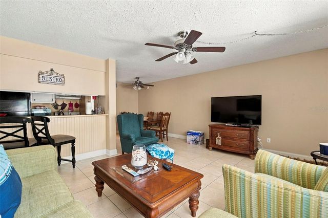 2525 W BAY DRIVE A22, Belleair Bluffs, FL 33770