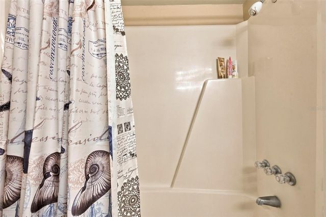2525 W BAY DRIVE A22, Belleair Bluffs, FL 33770
