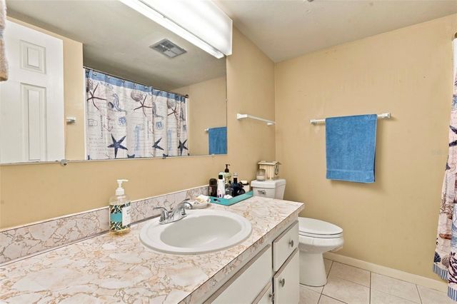 2525 W BAY DRIVE A22, Belleair Bluffs, FL 33770