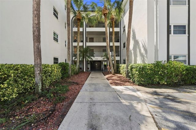 2525 W BAY DRIVE A22, Belleair Bluffs, FL 33770