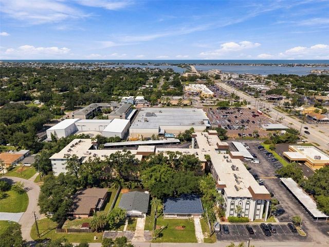 2525 W BAY DRIVE A22, Belleair Bluffs, FL 33770