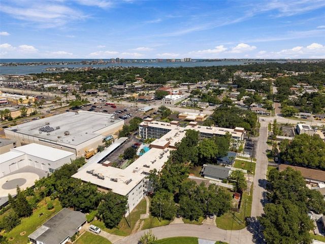 2525 W BAY DRIVE A22, Belleair Bluffs, FL 33770
