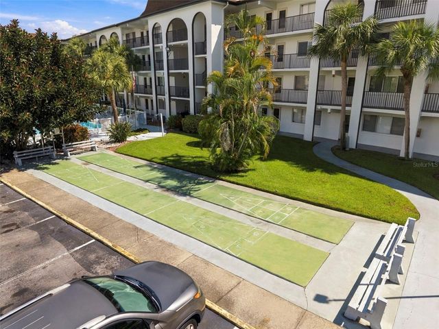 2525 W BAY DRIVE A22, Belleair Bluffs, FL 33770