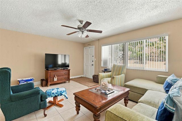 2525 W BAY DRIVE A22, Belleair Bluffs, FL 33770