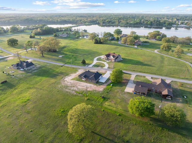 1510 S SHORE DR, Bonham, TX 75418