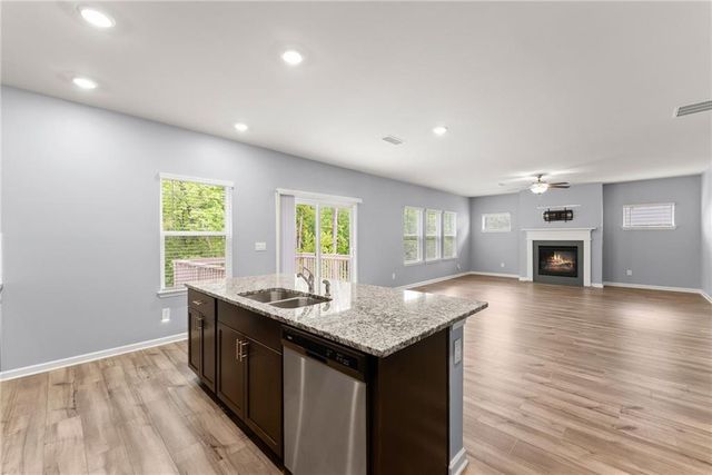 519 Magnolia Drive, Dawsonville, GA 30534
