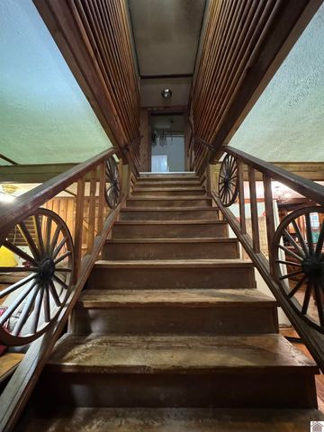 175 Creswell Church Road North, Marion, KY 42064