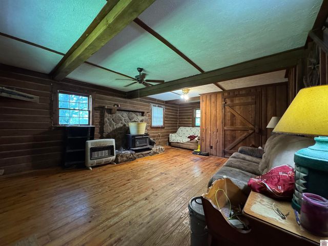 175 Creswell Church Road North, Marion, KY 42064