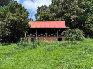 175 Creswell Church Road North, Marion, KY 42064