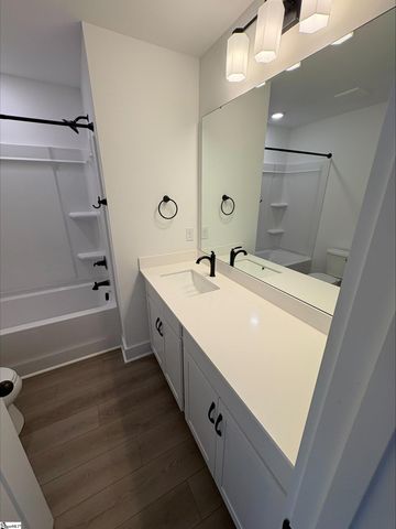 416 W Parima Court, Spartanburg, SC 29301