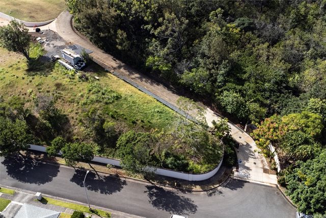 2500 Aha Aina Place H, Honolulu, HI 96821