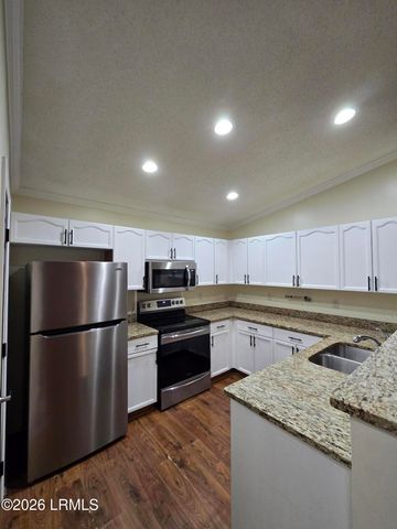 5 Wateree Court, Beaufort, SC 29902