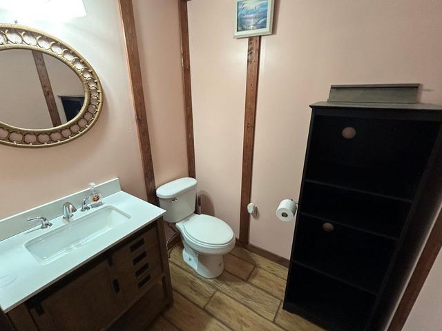 1135 Old Homestead Rd, Big Sandy, TN 38221