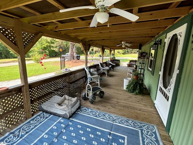 1135 Old Homestead Rd, Big Sandy, TN 38221