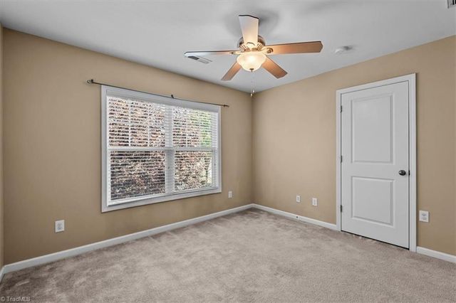 289 Water Lily Circle, Winston-salem, NC 27107