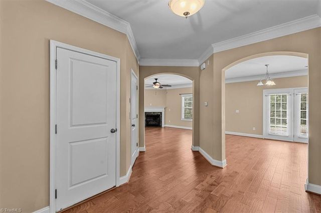 289 Water Lily Circle, Winston-salem, NC 27107