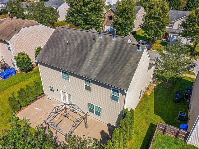 289 Water Lily Circle, Winston-salem, NC 27107