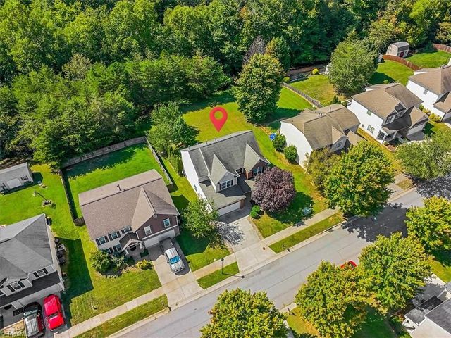 289 Water Lily Circle, Winston-salem, NC 27107