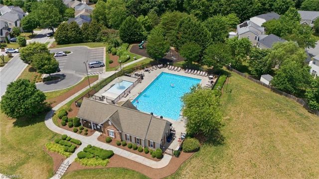 289 Water Lily Circle, Winston-salem, NC 27107