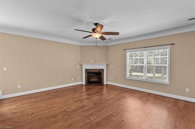 289 Water Lily Circle, Winston-salem, NC 27107