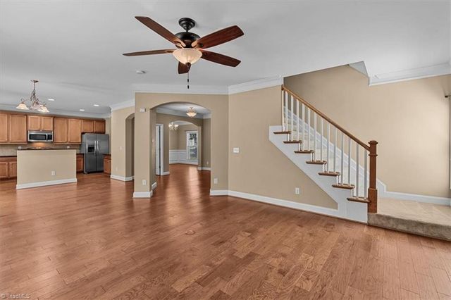 289 Water Lily Circle, Winston-salem, NC 27107