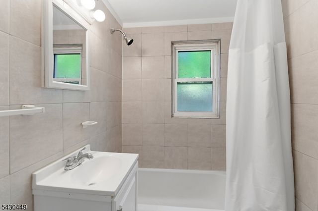 119 Lakeside Blvd, Hopatcong Boro, NJ 07843