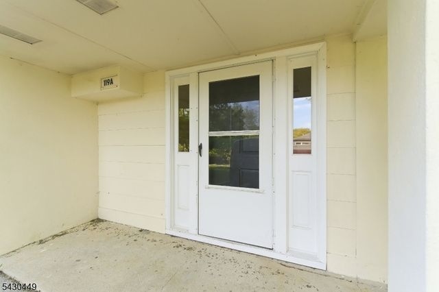119 Lakeside Blvd, Hopatcong Boro, NJ 07843