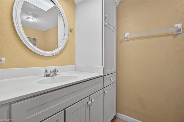 6844 Sandtrap DR 2, Fort Myers, FL 33919