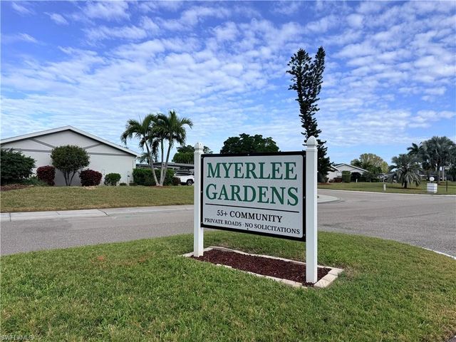 6844 Sandtrap DR 2, Fort Myers, FL 33919