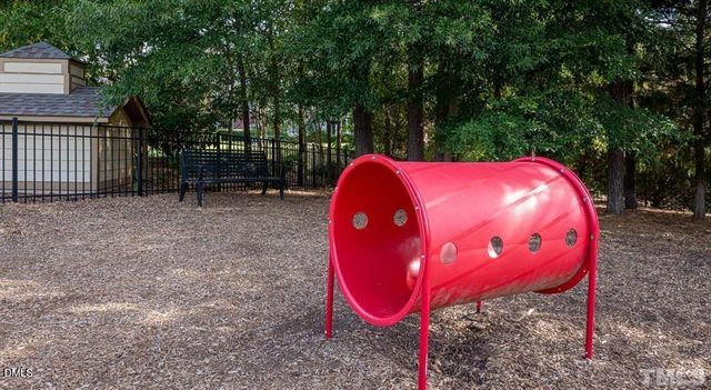 300 Cosgrove Avenue B6, Chapel Hill, NC 27514