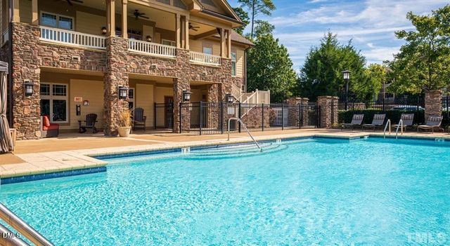 300 Cosgrove Avenue B6, Chapel Hill, NC 27514