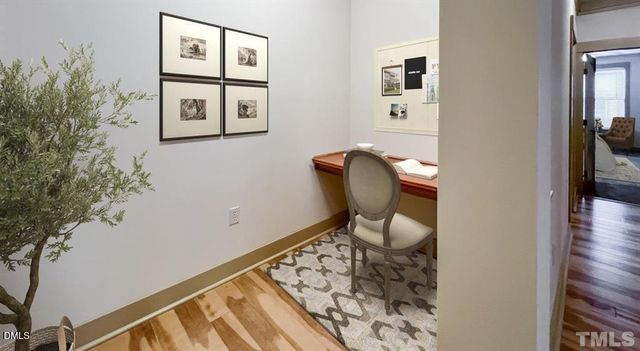 300 Cosgrove Avenue B6, Chapel Hill, NC 27514