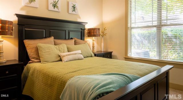 300 Cosgrove Avenue B6, Chapel Hill, NC 27514