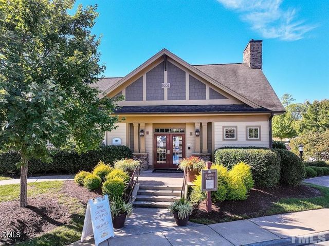 300 Cosgrove Avenue B6, Chapel Hill, NC 27514