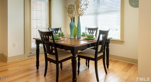 300 Cosgrove Avenue B6, Chapel Hill, NC 27514