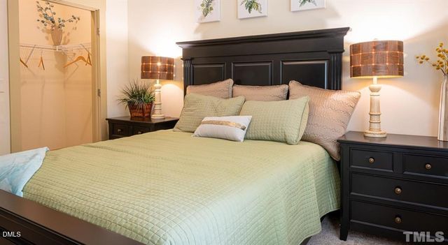 300 Cosgrove Avenue B6, Chapel Hill, NC 27514