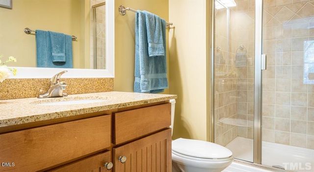 300 Cosgrove Avenue B6, Chapel Hill, NC 27514