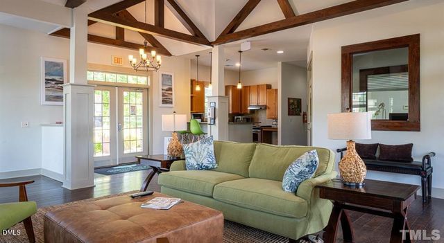 300 Cosgrove Avenue B6, Chapel Hill, NC 27514