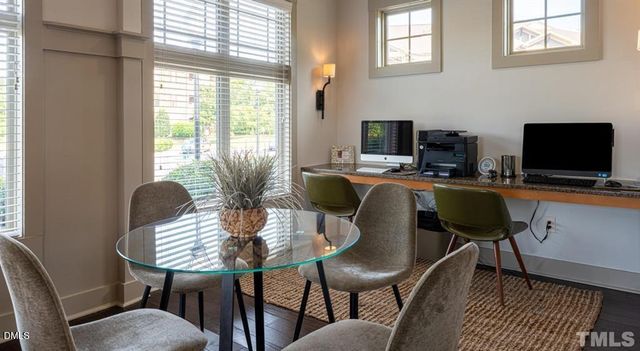 300 Cosgrove Avenue B6, Chapel Hill, NC 27514