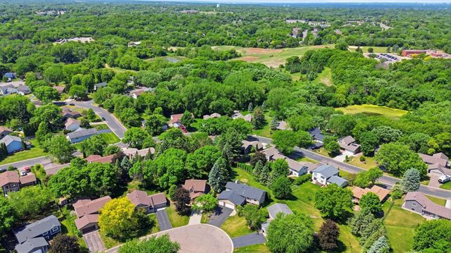 1136 Westbury Circle, Eagan, MN 55123
