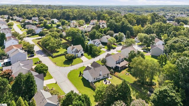 2 Callawassie Court, Simpsonville, SC 29681