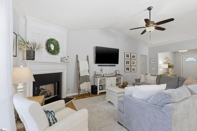 2 Callawassie Court, Simpsonville, SC 29681