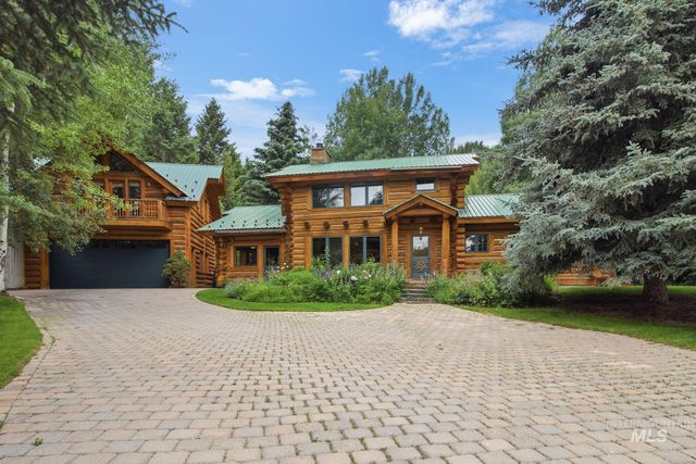 246 Timberline Road, Hailey, ID 83333